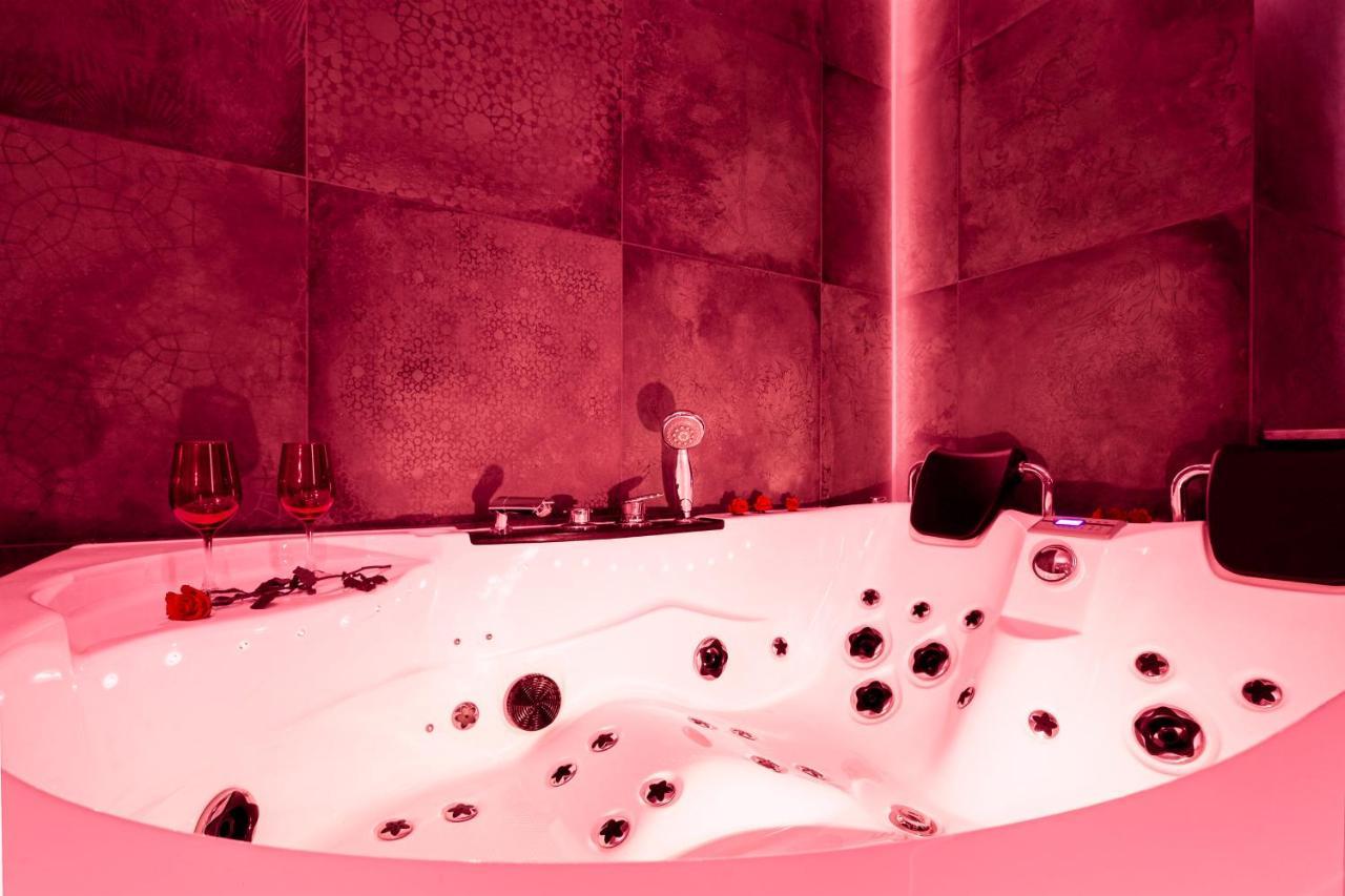 Jacuzzi & Bike Apartment, Краків Екстер'єр фото